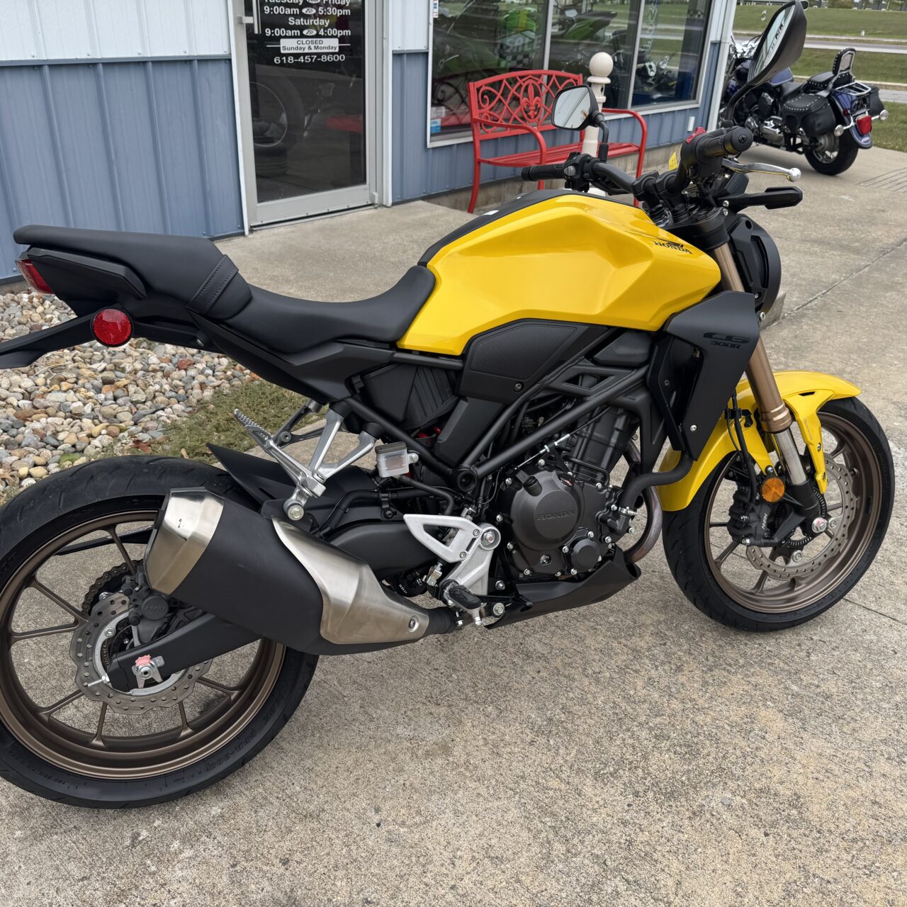 2024 Honda CB300R ABS – Like New with ONLY 485 Miles!