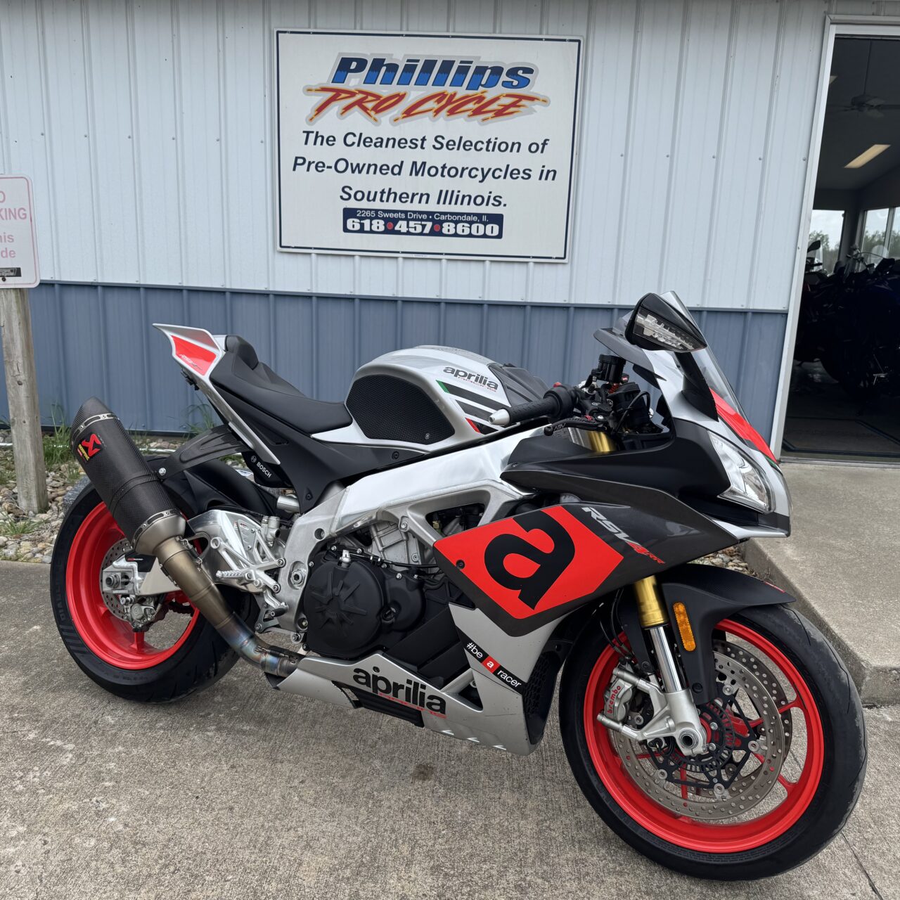 2018 Aprilia RSV4RR 1000cc