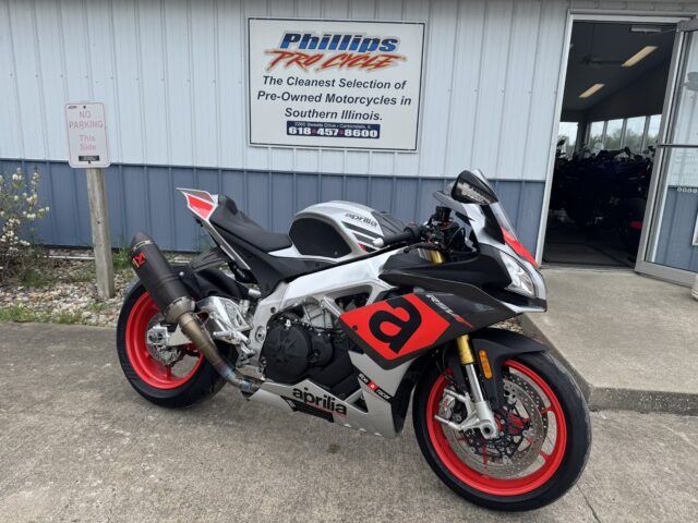 2018 Aprilia RSV4RR 1000cc