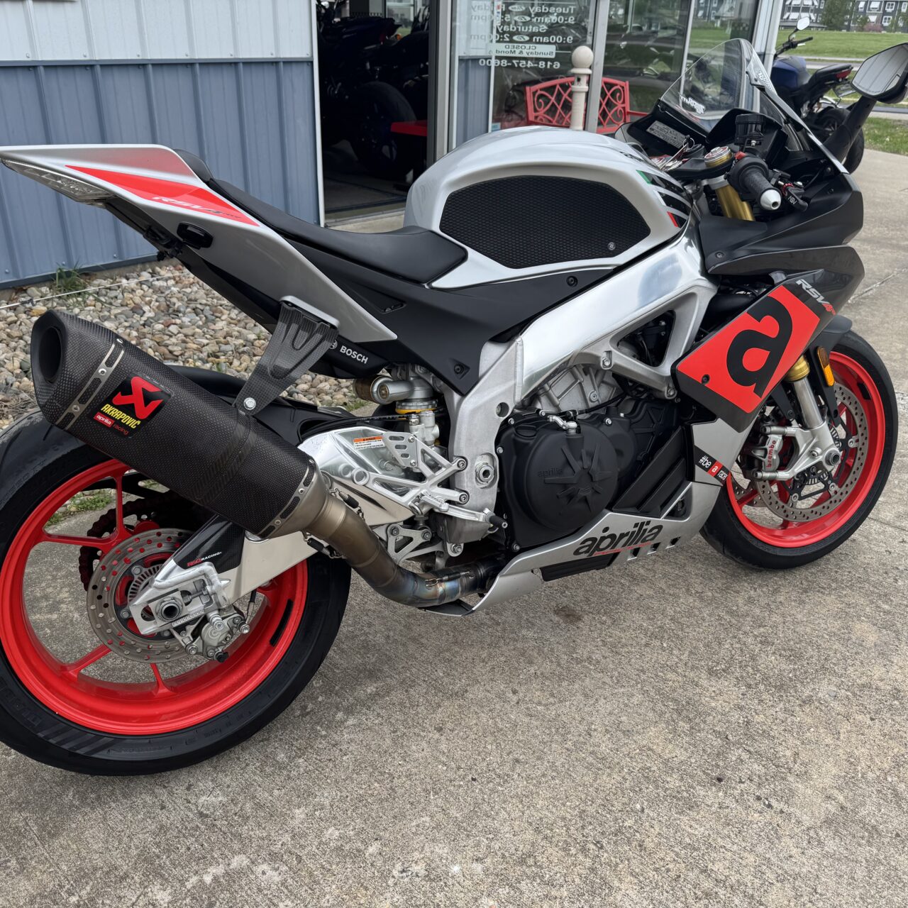 2018 Aprilia RSV4RR 1000cc
