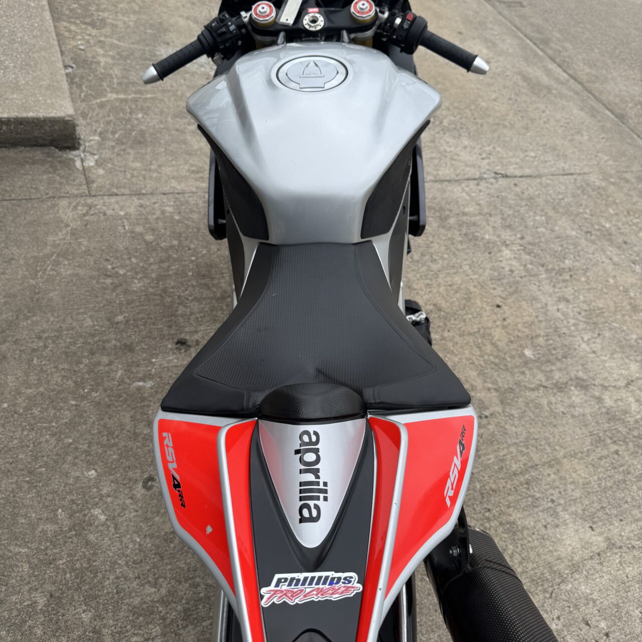 2018 Aprilia RSV4RR 1000cc