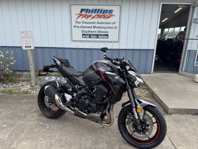 2023 Kawasaki Z900 ABS w/Only 337 Miles!