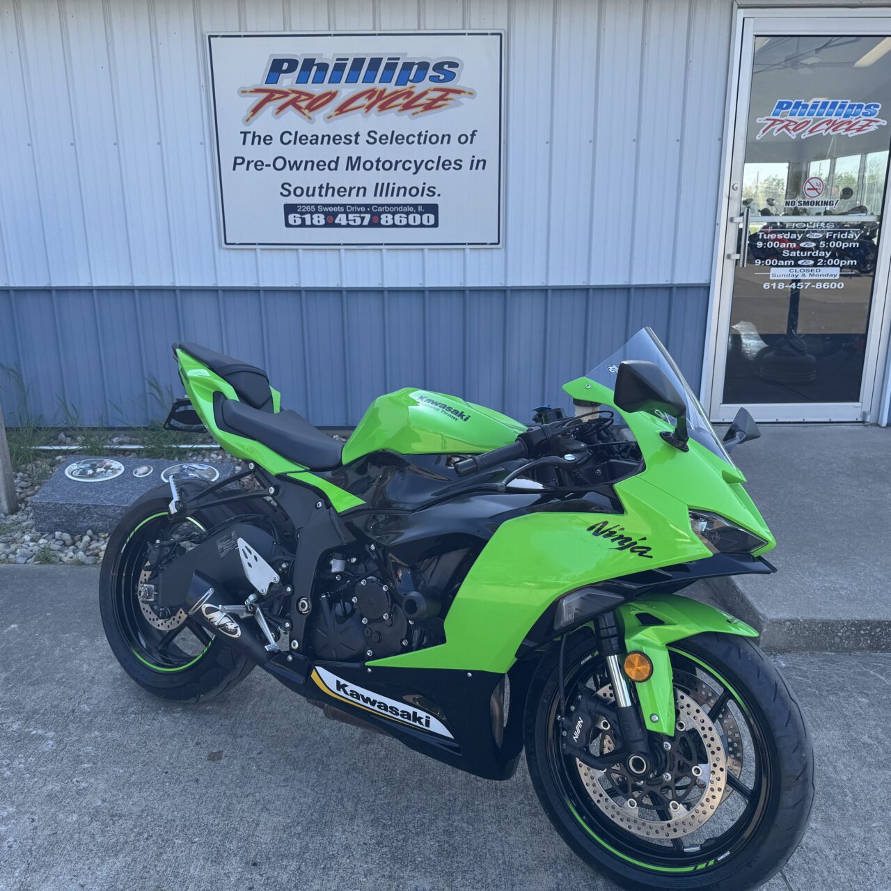 2025 Kawasaki ZX6R Ninja 636